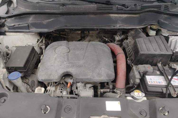 Used Haval H2 2017 Blue Label 1.5T Manual Two-Wheel Drive Luxury Model Engine Bay