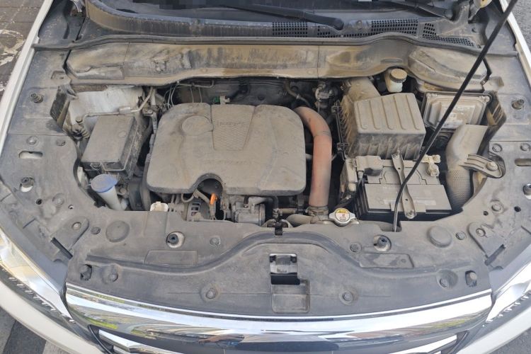 Used Haval H2 2017 Red-Label 1.5T Manual Two-Wheel-Drive Elite Model Engine Bay