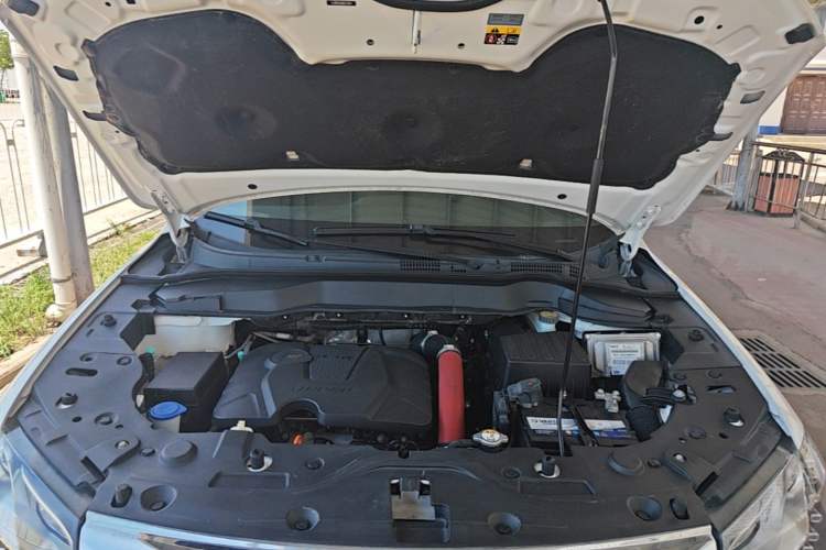 Used Haval H2 2017 Red-Label 1.5T Automatic Two-Wheel Drive Luxury Model Engine Bay