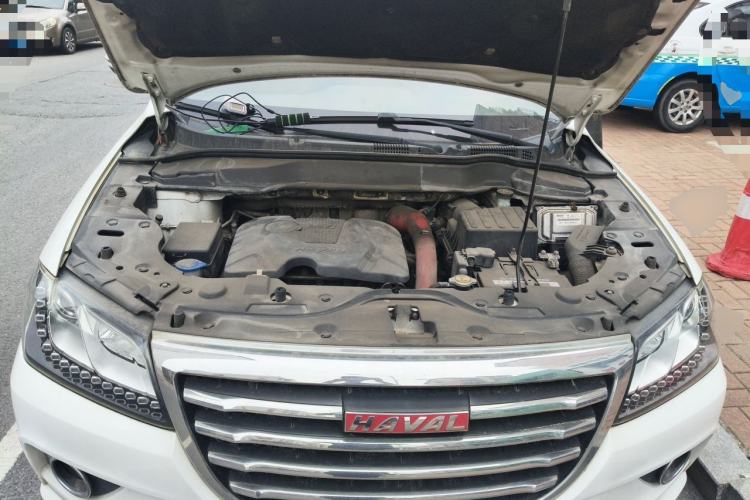 Used Haval H2 2017 Red-Label 1.5T Automatic Two-Wheel Drive Elite Model Engine Bay