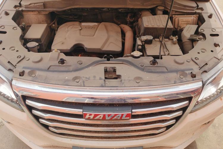 Used Haval H2 2017 Red-Label 1.5T Manual Two-Wheel Drive Luxury Model Engine Bay