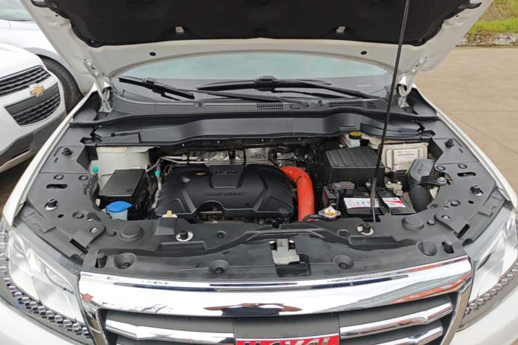 Used Haval H2 2017 Red-Label 1.5T Manual Two-Wheel Drive Luxury Model Engine Bay