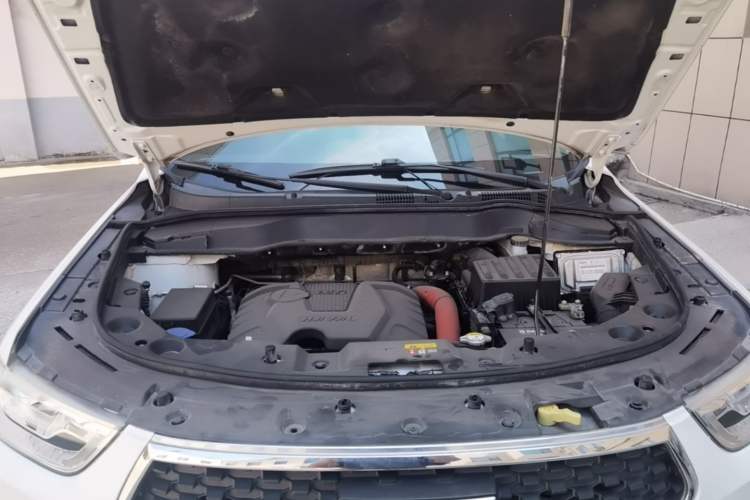 Used Haval H2 2017 Blue Label 1.5T Manual Two-Wheel Drive Elite Model Engine Bay