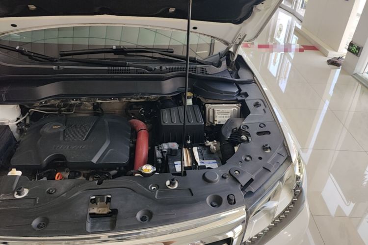 Used Haval H2 2017 Red-Label 1.5T Manual Two-Wheel Drive Comfort Model Engine Bay Left