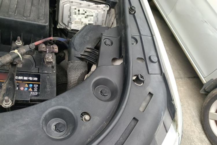 Used Haval H2 2017 Blue Label 1.5T Manual Two-Wheel Drive Elite Model Engine Bay Left