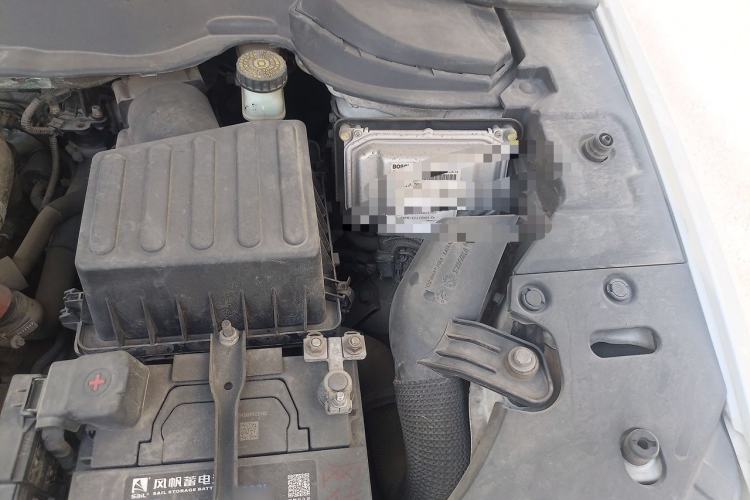 Used Haval H2 2017 Red-Label 1.5T Automatic Two-Wheel Drive Elite Model Engine Bay Left