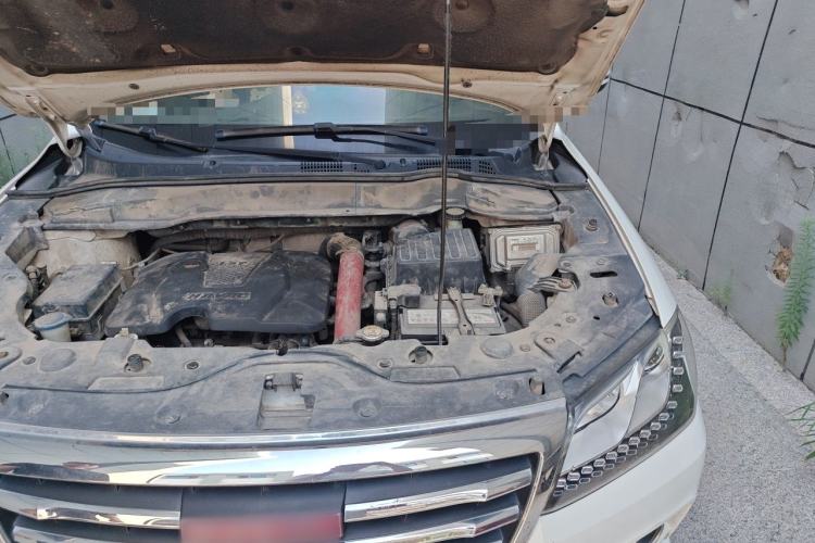 Used Haval H2 2017 Red-Label 1.5T Automatic Two-Wheel Drive Elite Model Engine Bay Left