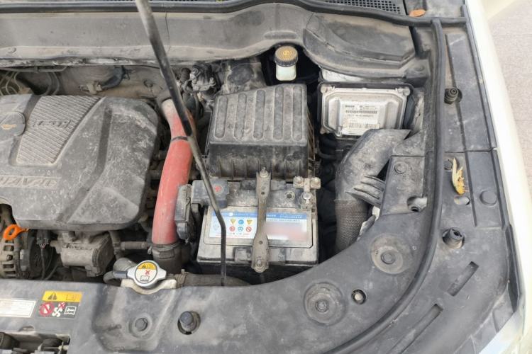 Used Haval H2 2017 Blue Label 1.5T Manual Two-Wheel Drive Luxury Model Engine Bay Left