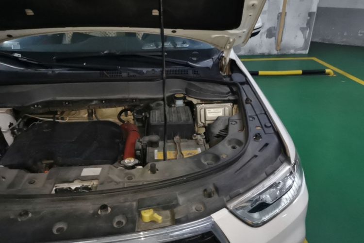 Used Haval H2 2017 Blue Label 1.5T Manual Two-Wheel Drive Luxury Model Engine Bay Left