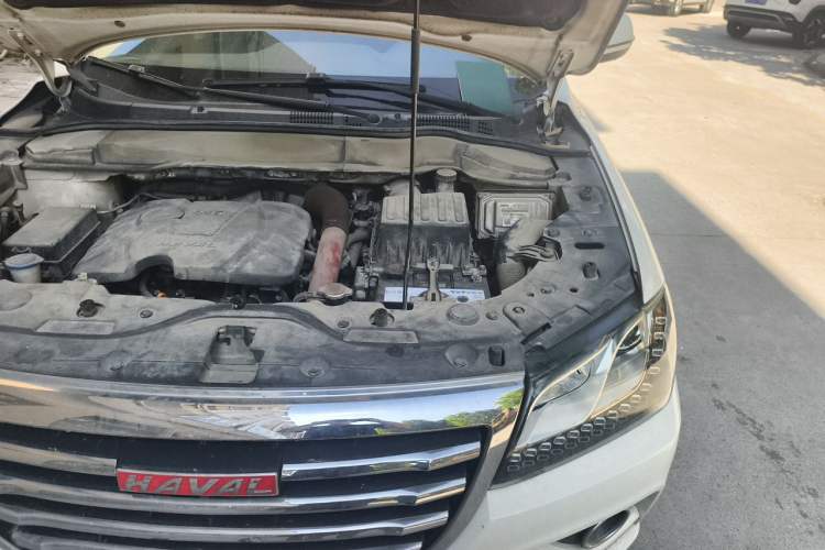 Used Haval H2 2017 Red-Label 1.5T Automatic Two-Wheel Drive Elite Model Engine Bay Left