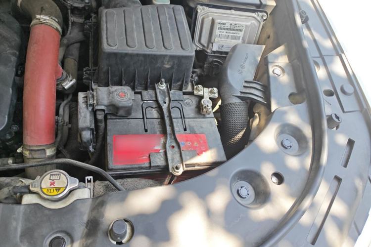 Used Haval H2 2017 Blue Label 1.5T Automatic Two-Wheel Drive Luxury Model Engine Bay Left