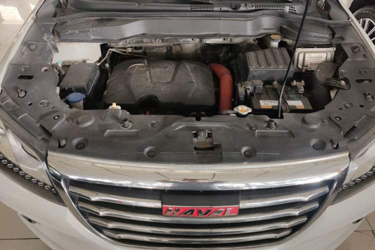 Used Haval H2 2017 Red-Label 1.5T Manual Two-Wheel Drive Luxury Model Engine Bay