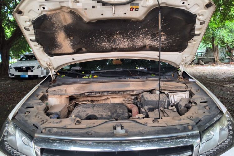 Used Haval H2 2017 Red-Label 1.5T Manual Two-Wheel Drive Luxury Model Engine Bay