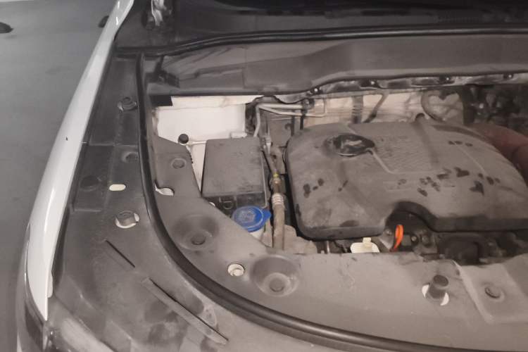 Used Haval H2 2017 Blue Label 1.5T Manual Two-Wheel Drive Elite Model Engine Bay Right