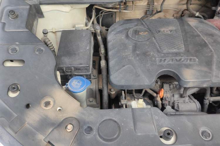 Used Haval H2 2017 Red-Label 1.5T Manual Two-Wheel Drive Comfort Model Engine Bay Right