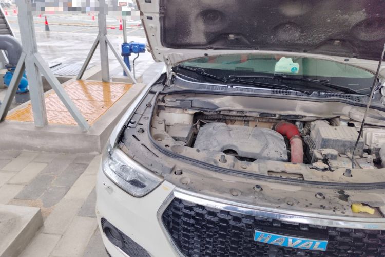Used Haval H2 2017 Blue Label 1.5T Automatic Two-Wheel Drive Luxury Model Engine Bay Right