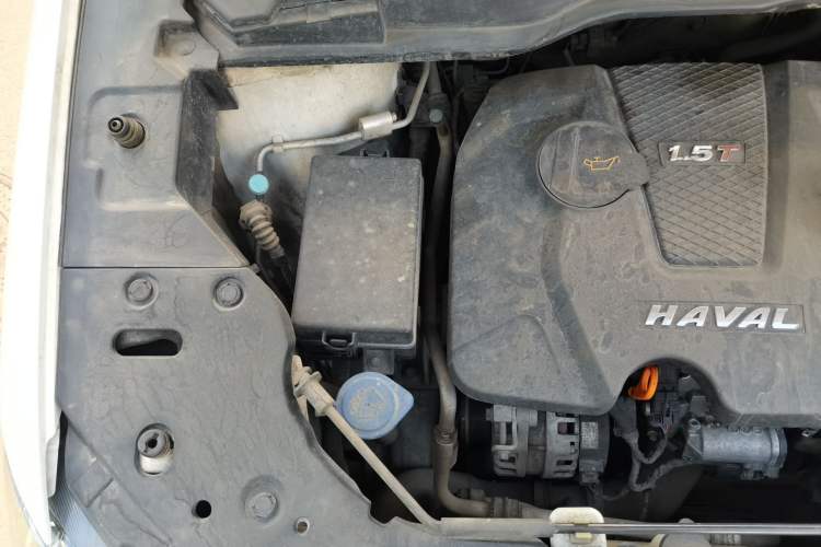 Used Haval H2 2017 Red-Label 1.5T Automatic Two-Wheel Drive Elite Model Engine Bay Right