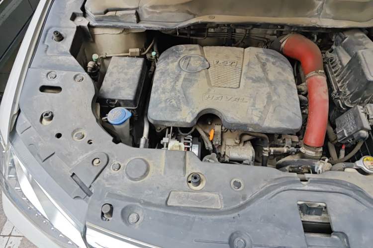 Used Haval H2 2017 Red-Label 1.5T Automatic Two-Wheel Drive Elite Model Engine Bay Right
