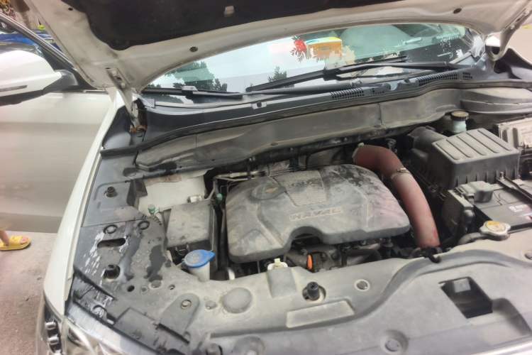 Used Haval H2 2017 Red-Label 1.5T Automatic Two-Wheel Drive Luxury Model Engine Bay Right
