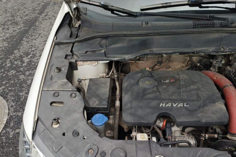 Used Haval H2 2017 Red-Label 1.5T Manual Two-Wheel Drive Comfort Model Engine Bay Right