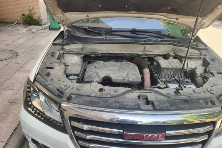 Used Haval H2 2017 Red-Label 1.5T Automatic Two-Wheel Drive Elite Model Engine Bay Right
