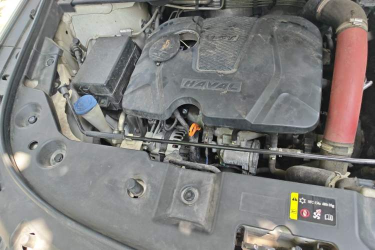 Used Haval H2 2017 Blue Label 1.5T Automatic Two-Wheel Drive Luxury Model Engine Bay Right