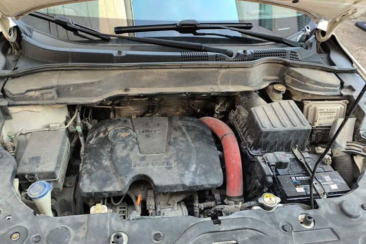 Used Haval H2 2017 Red-Label 1.5T Manual Two-Wheel Drive Luxury Model Engine Bay