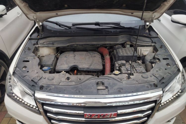 Used Haval H2 2017 Red-Label 1.5T Automatic Two-Wheel Drive Luxury Model Engine Bay