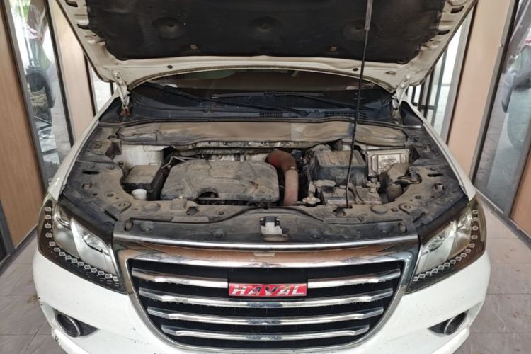 Used Haval H2 2017 Red-Label 1.5T Automatic Two-Wheel Drive Elite Model Engine Bay