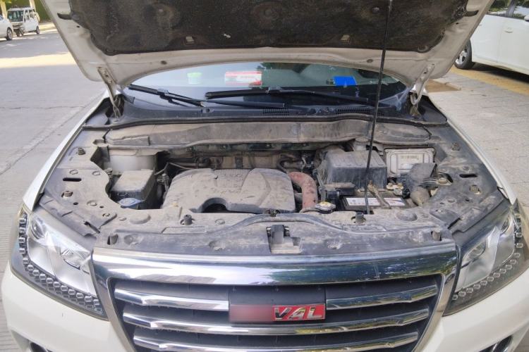 Used Haval H2 2017 Red-Label 1.5T Manual Two-Wheel Drive Comfort Model Engine Bay