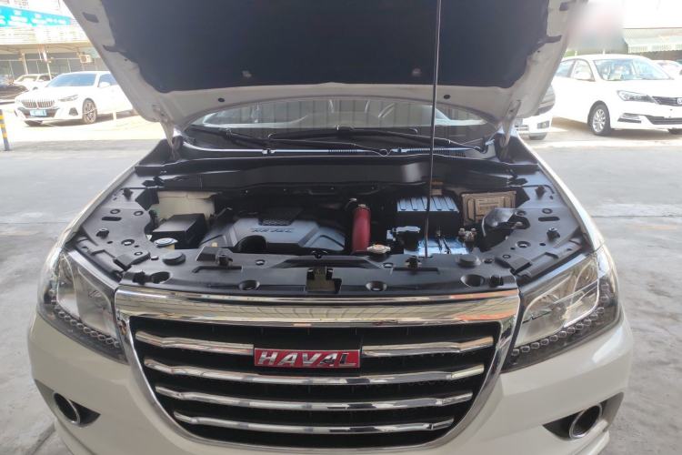 Used Haval H2 2017 Red-Label 1.5T Automatic Two-Wheel Drive Luxury Model Engine Bay