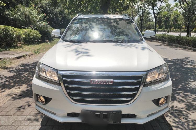 Used Haval H2 2017 Red-Label 1.5T Manual Two-Wheel Drive Luxury Model Exterior 1