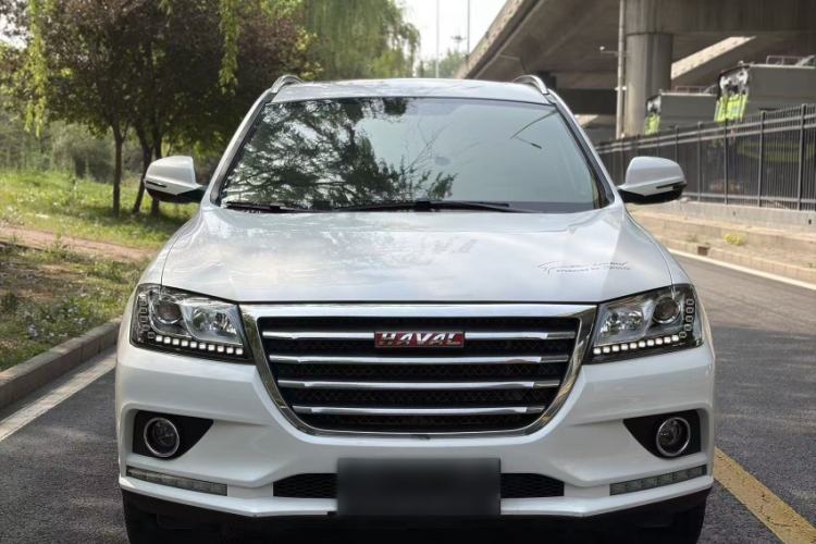 Used Haval H2 2017 Red-Label 1.5T Manual Two-Wheel Drive Luxury Model Exterior 1