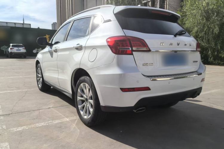 Used Haval H2 2017 Red-Label 1.5T Manual Two-Wheel Drive Comfort Model Exterior 2