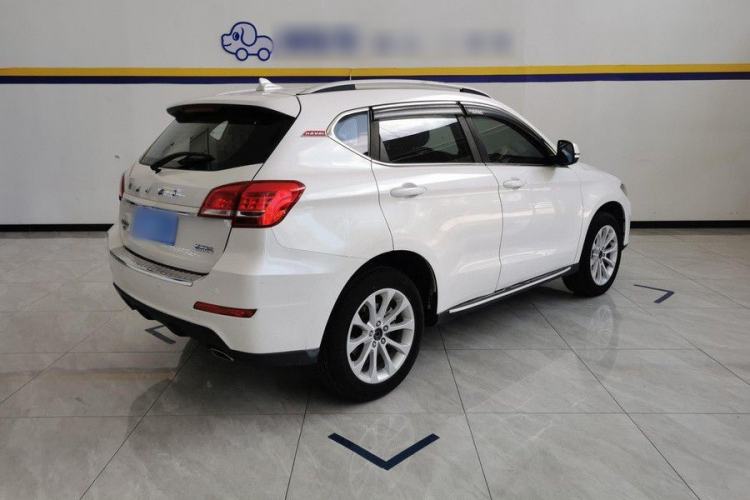 Used Haval H2 2017 Red-Label 1.5T Automatic Two-Wheel Drive Luxury Model Exterior 2