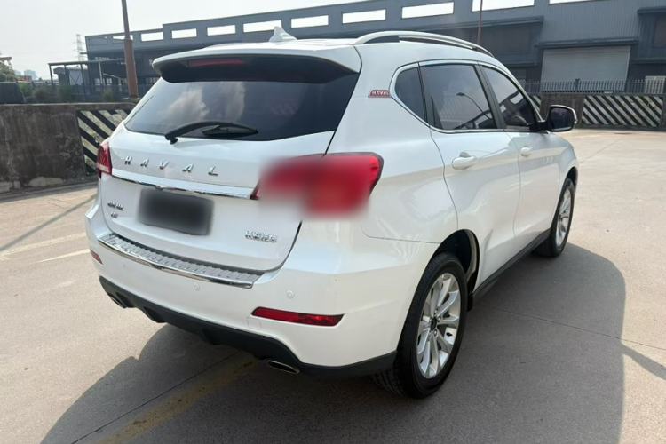 Used Haval H2 2017 Red-Label 1.5T Automatic Two-Wheel Drive Luxury Model Exterior 3
