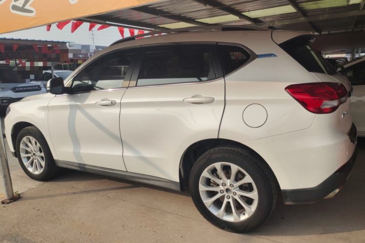 Used Haval H2 2017 Blue Label 1.5T Manual Two-Wheel Drive Luxury Model Exterior 3