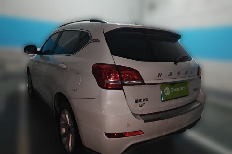 Used Haval H2 2017 Red-Label 1.5T Manual Two-Wheel-Drive Elite Model Exterior 3