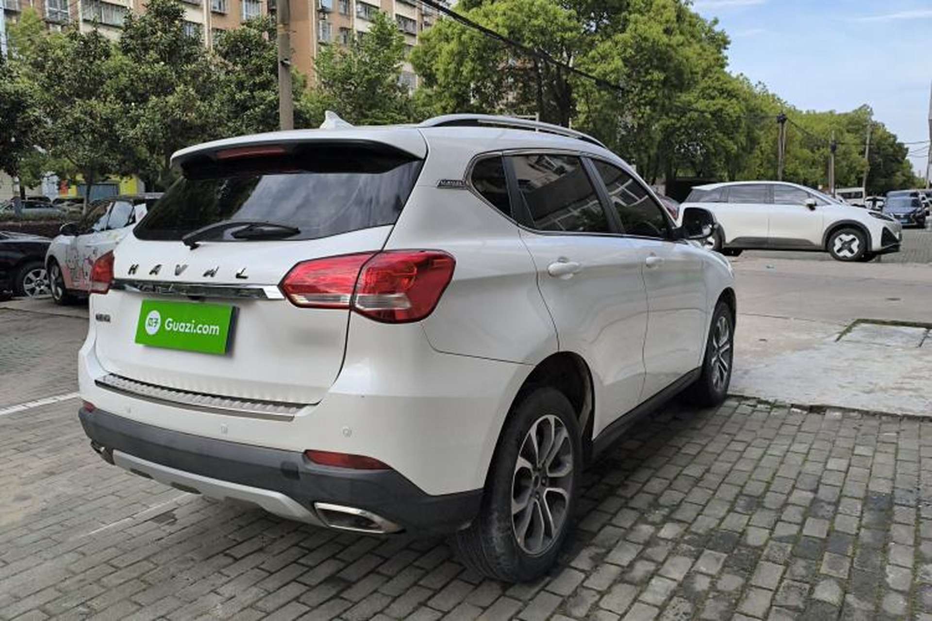 Used Haval H2 2017 Blue Label 1.5T Automatic Two-Wheel Drive Prestige Model Exterior 3