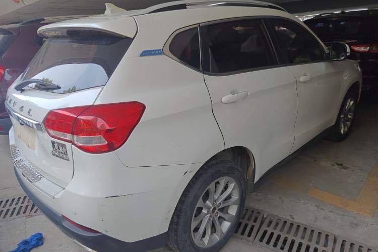 Used Haval H2 2017 Blue Label 1.5T Automatic Two-Wheel Drive Elite Model Exterior 3