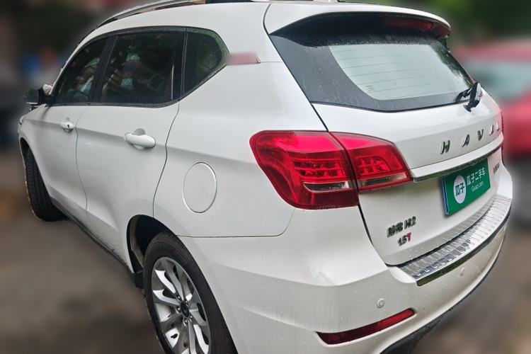 Used Haval H2 2017 Red-Label 1.5T Automatic Two-Wheel Drive Luxury Model Exterior 3