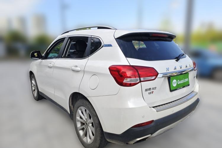 Used Haval H2 2017 Blue Label 1.5T Automatic Two-Wheel Drive Luxury Model Exterior 3