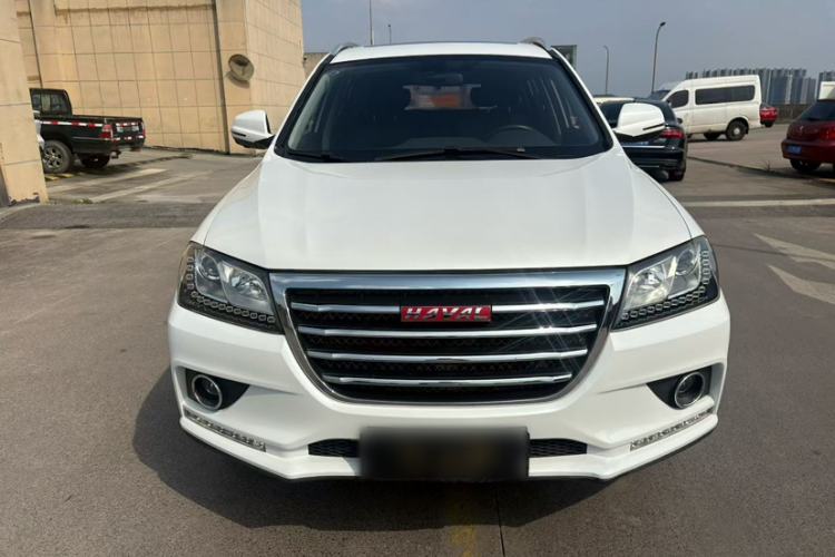 Used Haval H2 2017 Red-Label 1.5T Automatic Two-Wheel Drive Luxury Model Exterior 4