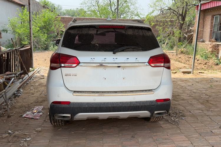 Used Haval H2 2017 Blue Label 1.5T Manual Two-Wheel Drive Luxury Model Exterior 4