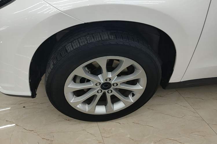 Used Haval H2 2017 Red-Label 1.5T Automatic Two-Wheel Drive Elite Model Exterior 4