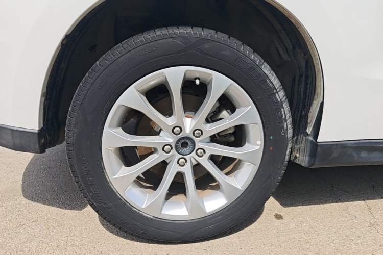 Used Haval H2 2017 Red-Label 1.5T Automatic Two-Wheel Drive Elite Model Exterior 5