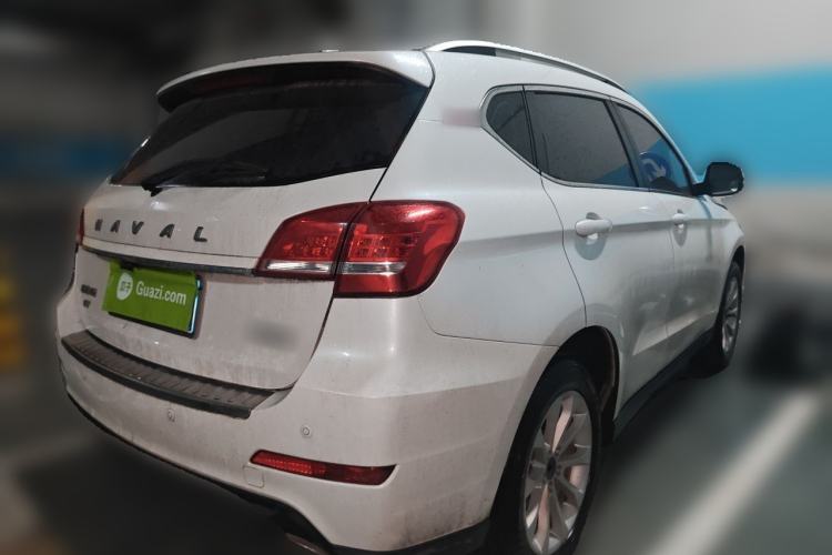 Used Haval H2 2017 Red-Label 1.5T Manual Two-Wheel-Drive Elite Model Exterior 5
