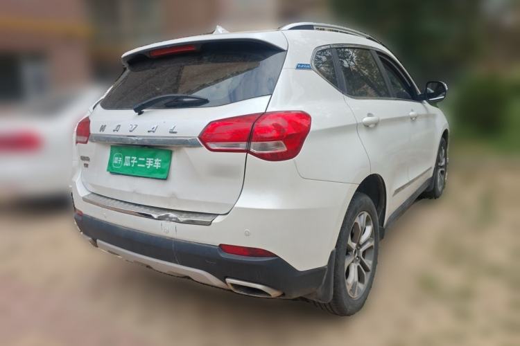 Used Haval H2 2017 Blue Label 1.5T Manual Two-Wheel-Drive Prestige Model Exterior 5