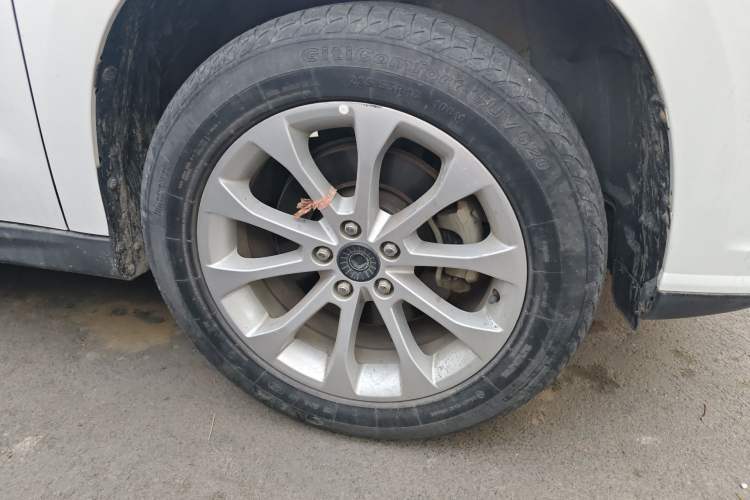 Used Haval H2 2017 Red-Label 1.5T Manual Two-Wheel Drive Comfort Model Exterior 7