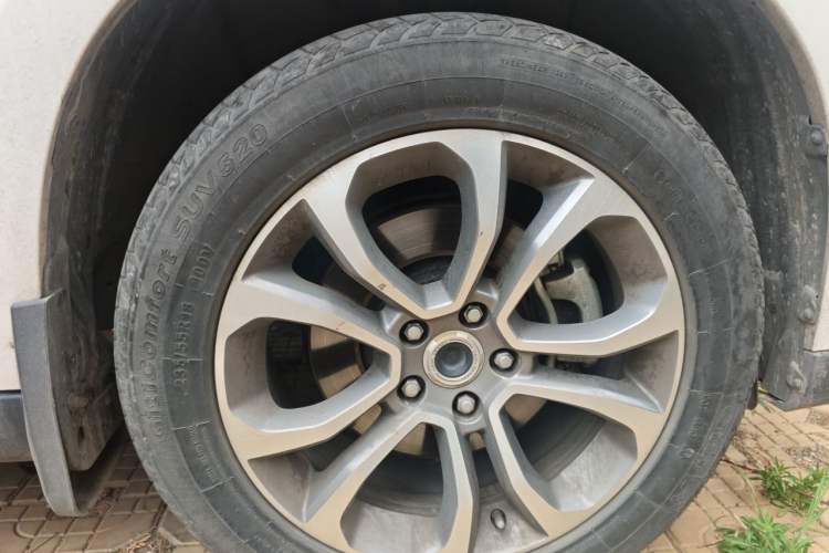 Used Haval H2 2017 Blue Label 1.5T Manual Two-Wheel-Drive Prestige Model Exterior 7